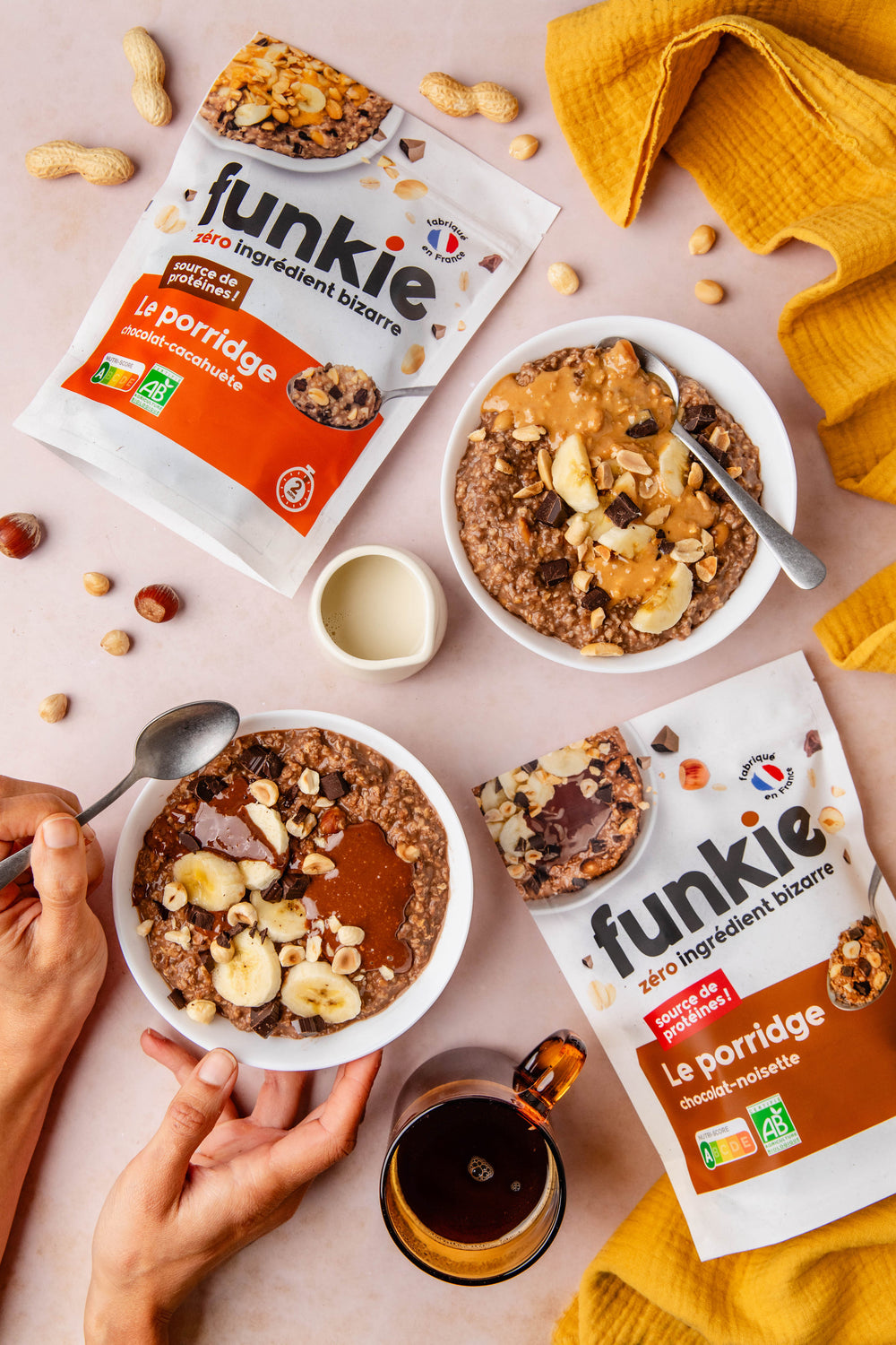 Les porridges chocolat noisette et chocolat cacahuète Funkie – petit-déjeuner sain, bio et gourmand et fabriqué en France. Faites le plein de protéines dès le matin.