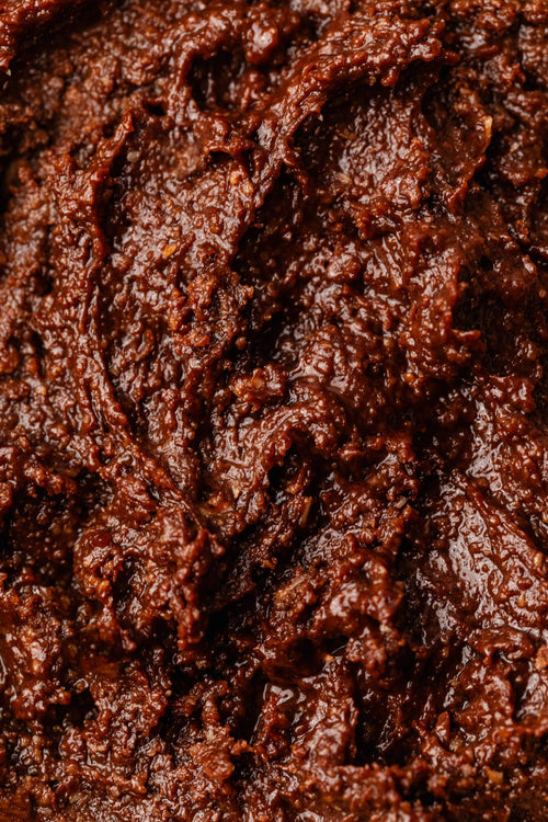 Funkie a fusionné 2 incontournables du petit-déjeuner pour créer : la pâte à tartiner au granola.
C'est l'onctuosité d'une pâte à tartiner associée aux côtés crunchy et nutritif du granola. Aussi équilibrée que du granola, aussi gourmande qu'une pâte à tartiner !