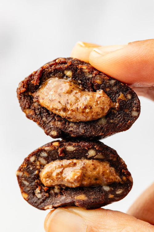 Faites le plein de Cœur de Boule Funkie, le snack sans sucres ajoutés avec un délicieux cœur fondant. Existe en trois saveurs. Préparez-vous à de grands moments de douceur, avec 2 boules par sachet !